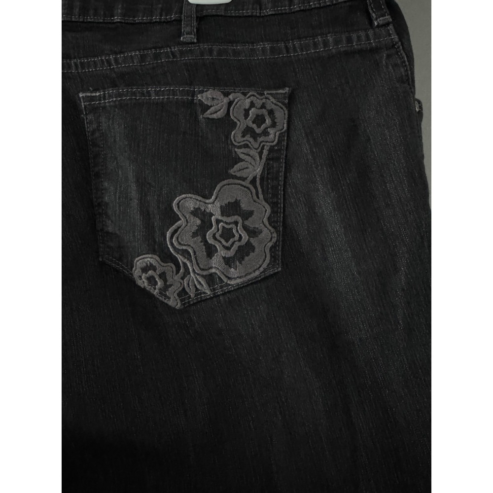 LEE Classic Fit Straight Leg Black Jeans Women's 22W Embroidered Back Pockets